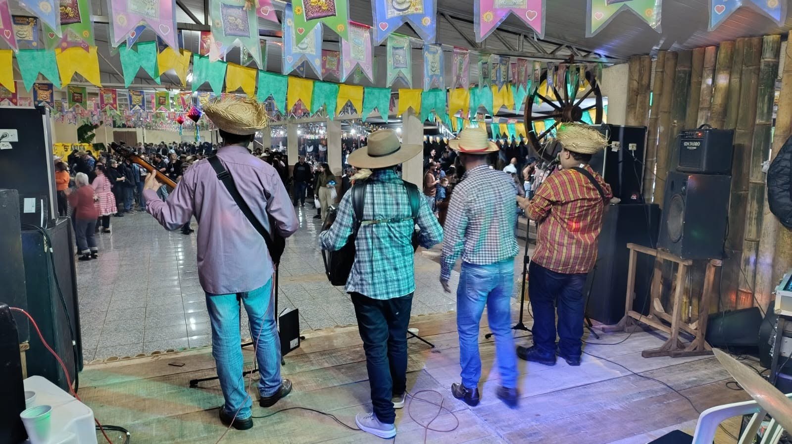 5º Arraiá Junino da Capelinha da Glória reúne grande público em Mamborê
