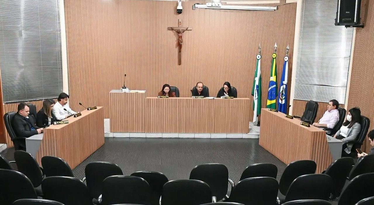 Câmara de Mamborê aprova pacote de R$ 5,6 milhões e debate segurança e prevenção climática