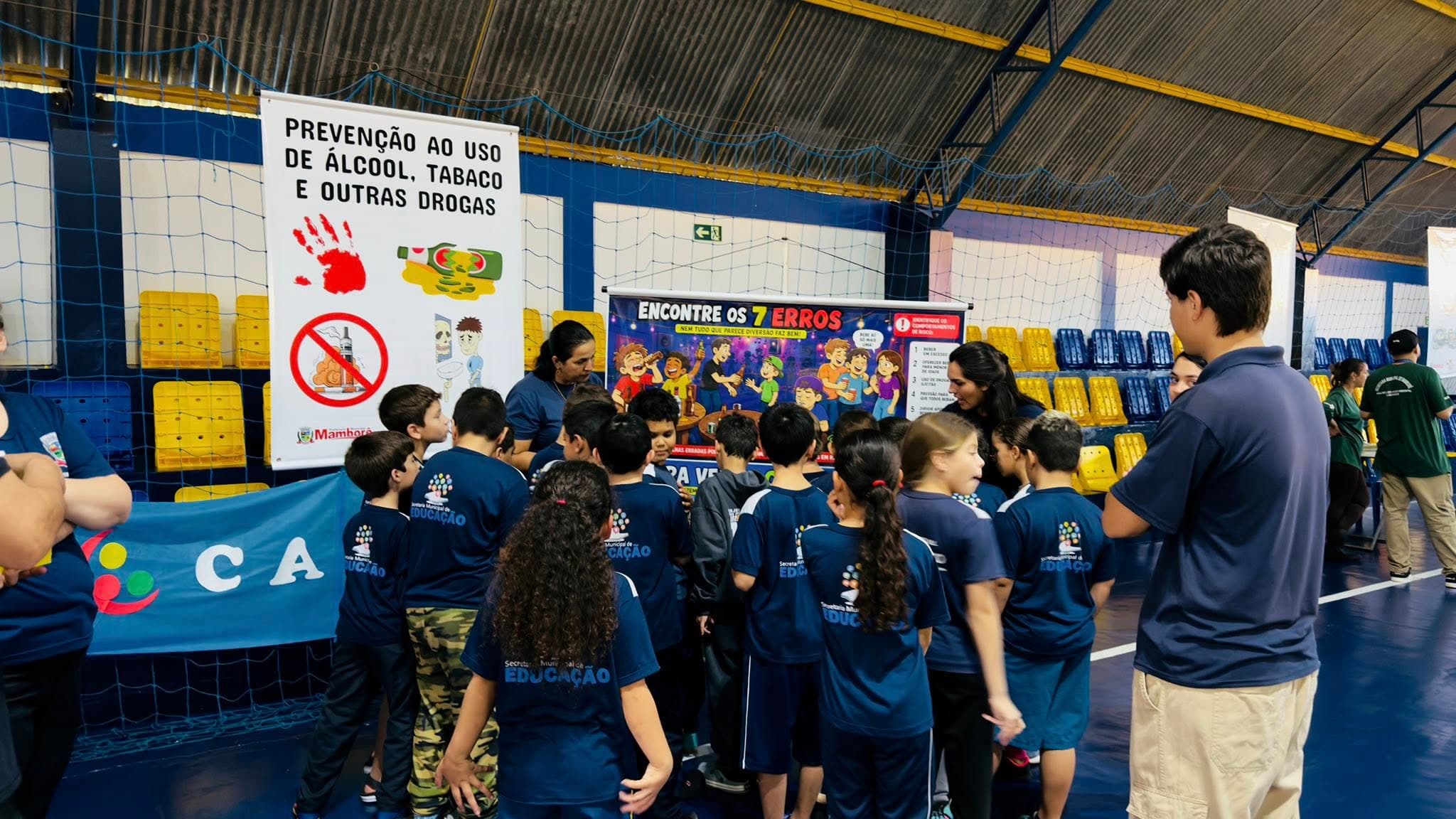 Feira da Saúde mobiliza estudantes em Mamborê com foco em prevenção e qualidade de vida