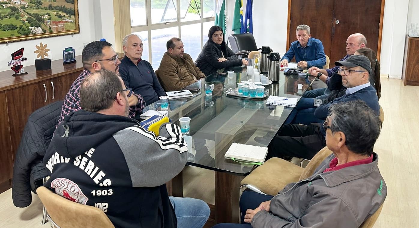 Mamborê e IDR-Paraná firmam parceria para avançar nas obras do complexo agroecológico