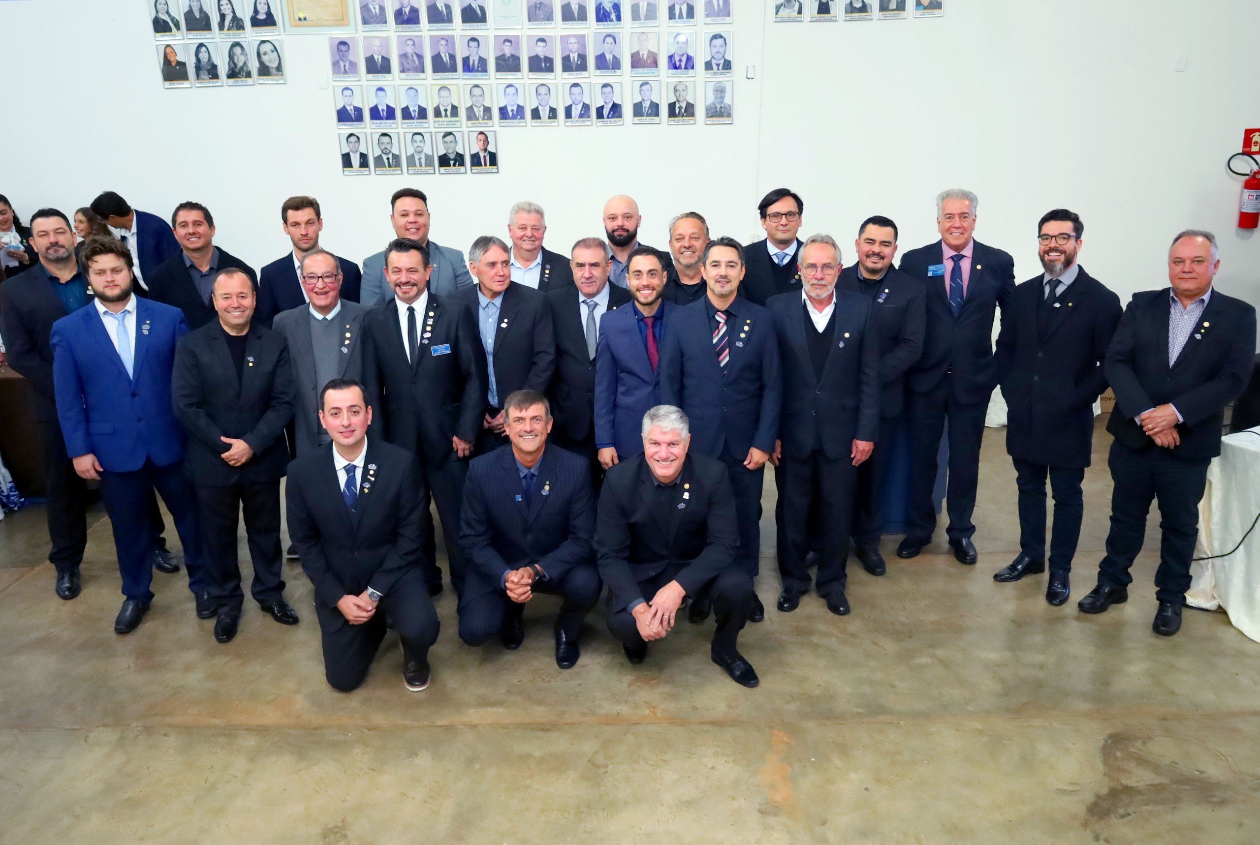 Rotary Club de Mamborê empossa Adriano Müller para gestão 2026/2027